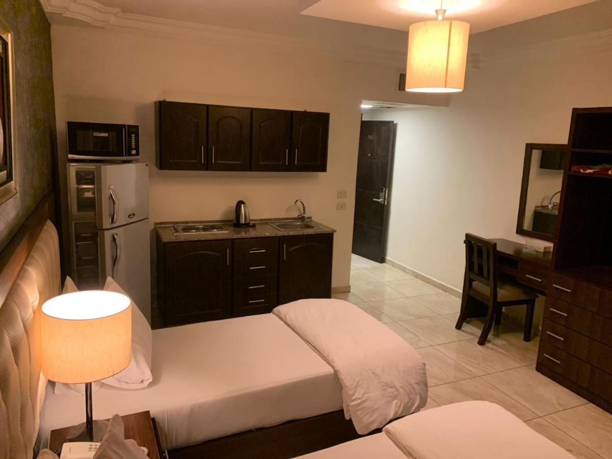 Lancaster Hotel Apartments Dahiet Alrasheed Ammán Kültér fotó